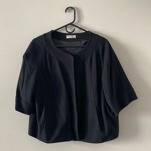 Black shawl with snaps